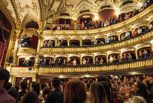 Comment le marché de l'opéra s'adapte à la crise de la Covid-19 ?